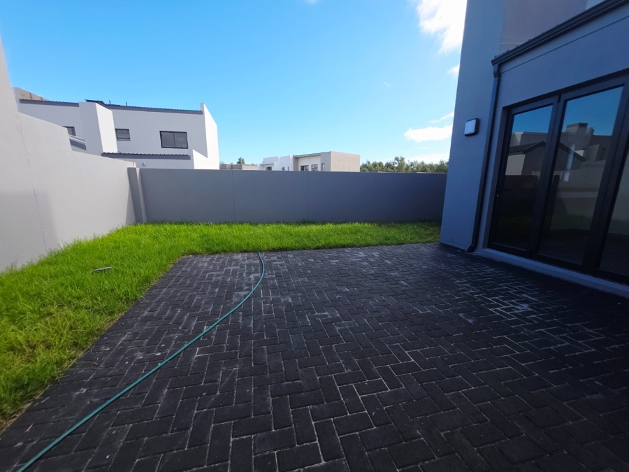 4 Bedroom Property for Sale in Sandown Western Cape